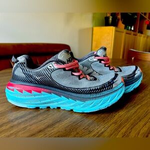 Hoka One One Bondi 5 Women size 8.5 Gray, Pink, Turquoise Running Shoe